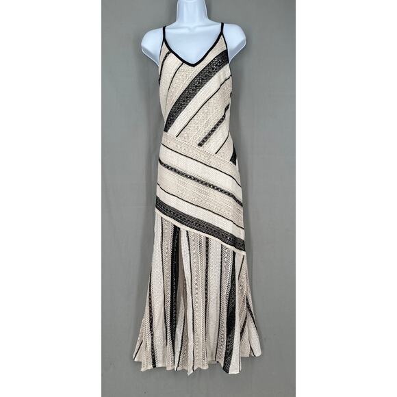 Fashion Nova Dresses & Skirts - Fashion Nova Dress Womens XL Beige Crochet Maxi Black Slit Penelope Cottage Boho